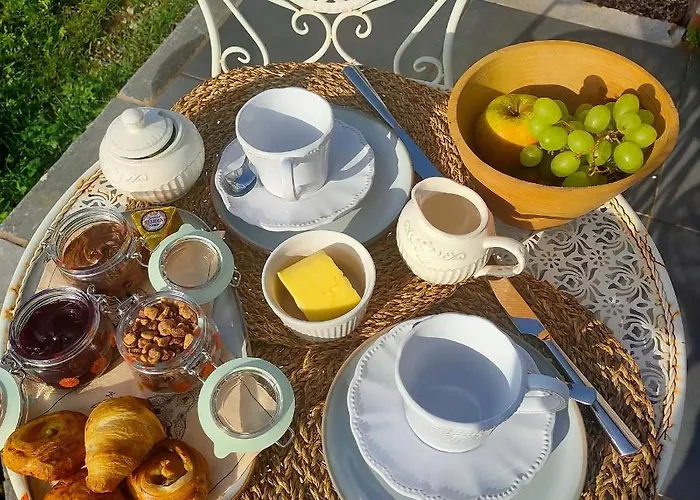 Frühstückspension Le Val Du Vieux Chene D'hotes 3*